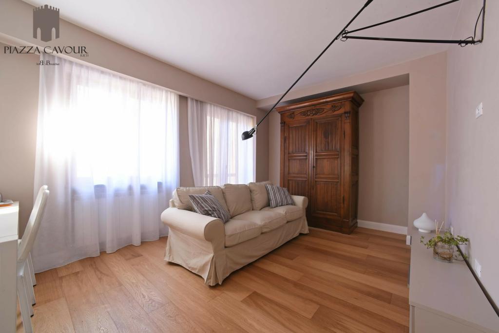 B&B Piazza Cavour Ριέτι Εξωτερικό φωτογραφία